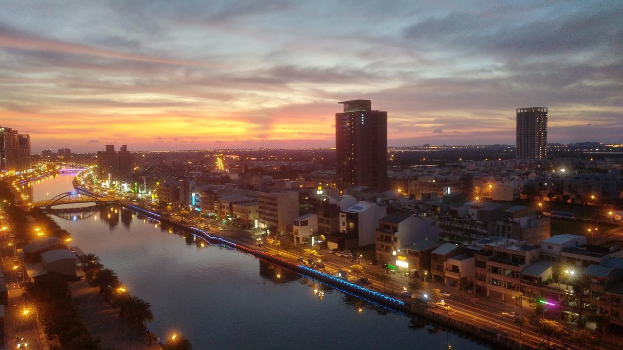 Left Bank 121 Tainan Exterior foto